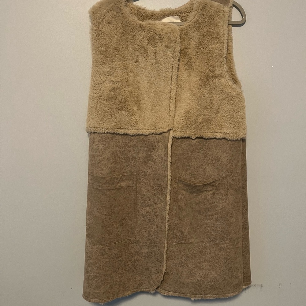 Anthropologie Hei Hei Furry Shall